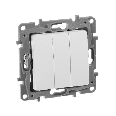 ETIKA Выключатель трехклавишный белый 10АХ