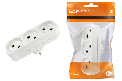 Блок на 3 гнезда 2П без заземления плоский 6А 250B