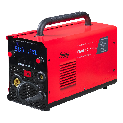 Сварочный полуавтомат IRMIG 200 SYN LED ( с горелкой 250А в комплекте)